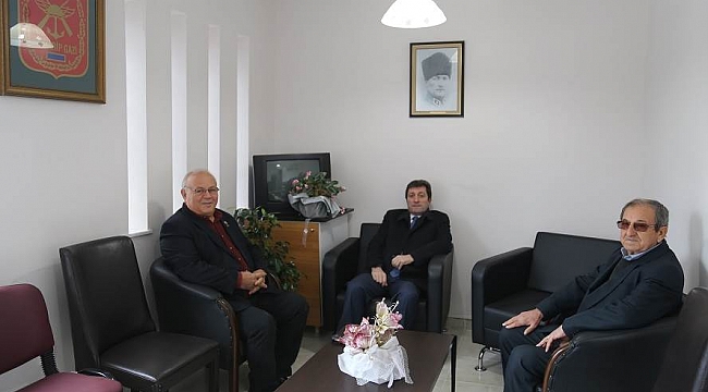 Vali Orhan Tavlı'dan Türkiye Muharip Gaziler Derneği Çanakkale Şubesine Ziyaret