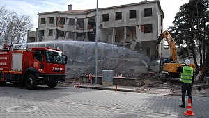  Bayramiç hükümet konağı yıkıldı