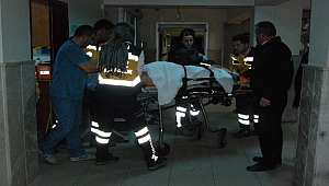 Bayramiç'te traktör dereye uçtu, 1 yaralı