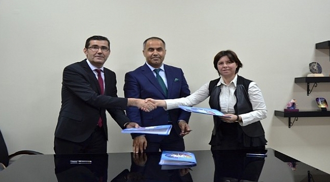 Biga'da kardeş okul protokolü imzalandı