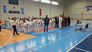  Çanakkale'de okullar arası Karate İl Şampiyonası ve Anadolu Yıldızları Ligi seçmeleri
