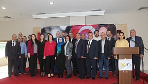 İYİ PARTİ KAHVALTIDA BULUŞTU