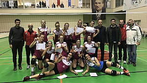 Kolejli Voleybolculardan Büyük Başarı