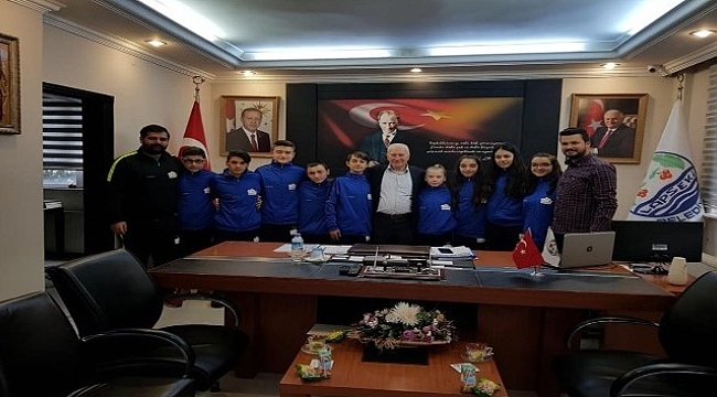 Lapseki Judo Takımı Sporcularından Lapseki Belediyesine Ziyaret