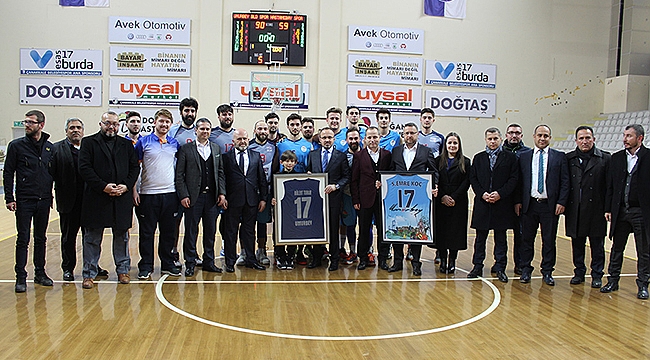 Şampiyon Umurbey Belediyespor'a ilk tebrik Bülent Turan'dan