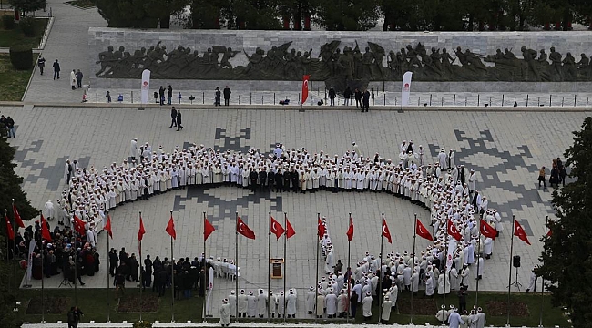 Zeytin Dalı Harekatı'nda Görev Yapan Askerlere Şehitler Abidesi'nde, Dualar Edildi