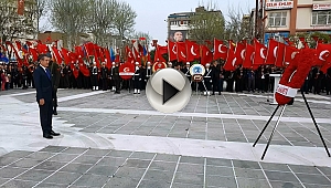 18 Mart Şehitlerini Anma Programına Cumhuriyet Meydanı'ndaki Törenle Başlandı
