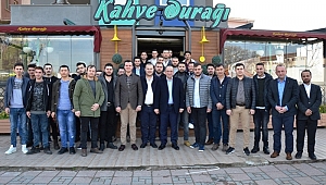 AK Partili Gider, gençlerle bir araya geldi