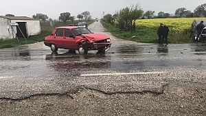 Bayramiç-Ezine yolunda Kaza: 2 Yaralı