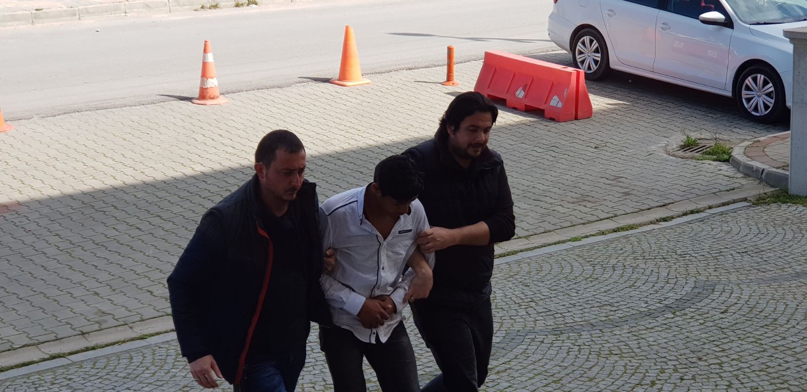 Biga'da hırsızlık zanlısı yakalandı