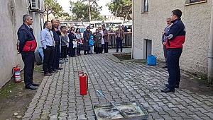 Biga Sağlık Müdürlüğüne Yangın Söndürme Eğitimi Verildi