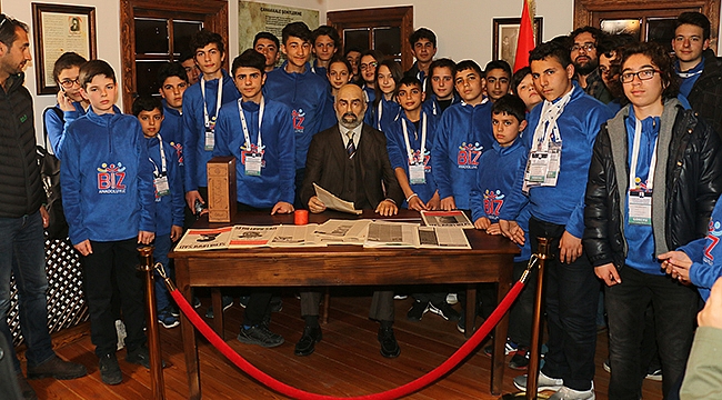 BİZ ANADOLUYUZ PROJESİ KAPSAMINDA 250 ÖĞRENCİ MİLLİ ŞAİR MEHMET AKİF ERSOY İÇİN BAYRAMİÇ'DE.