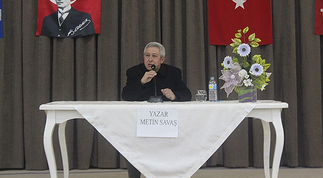 Çan Belediyesi Düğün Salonunda Türk Eğitim-Sen tarafından Usta Roman Yazarı Metin Savaş'ın sunumuyla "Mitolojinin Günümüze Yansıması" konulu konferans düzenlendi.