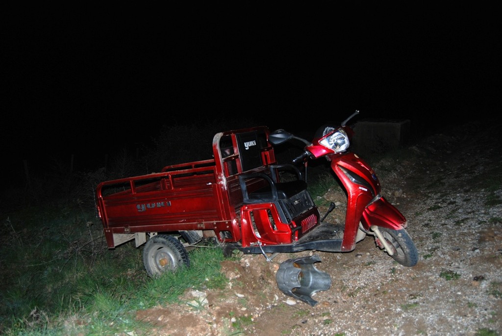 Çanakkale'de trafik kazası: 2 yaralı