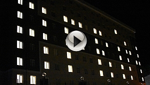 Çanakkale'de yurt öğrencilerinden oda ışıklarıyla 'Afrin' mesajı