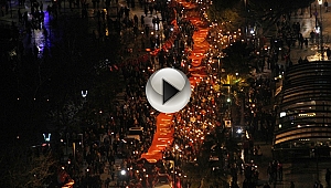 Çanakkale Zaferi'nin 103. Yılında Fener Alayı Coşkusu