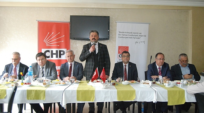 CHP Bayramiç İlçe Yönetimi, muhtarlarla kahvaltıda buluştu