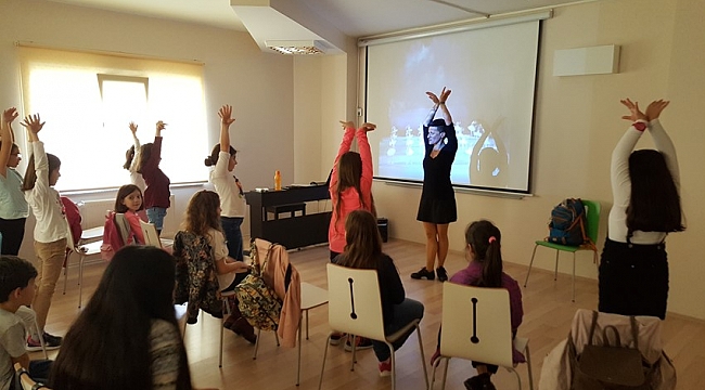 Çocuk Kültür Evi'nin Mart Ayı Konuğu Esra Yurttut Oldu