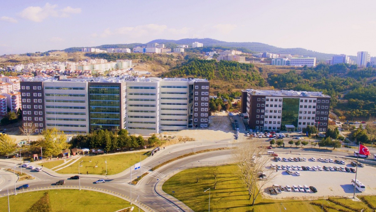 ÇOMÜ Hastanesinin yeni binası tanıtıldı