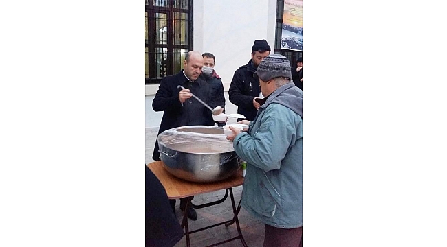 Cuma çorbası Evreşe Belediye Başkanı Soyuak'tan