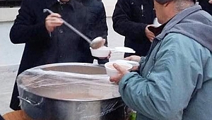 Cuma çorbası Evreşe Belediye Başkanı Soyuak'tan