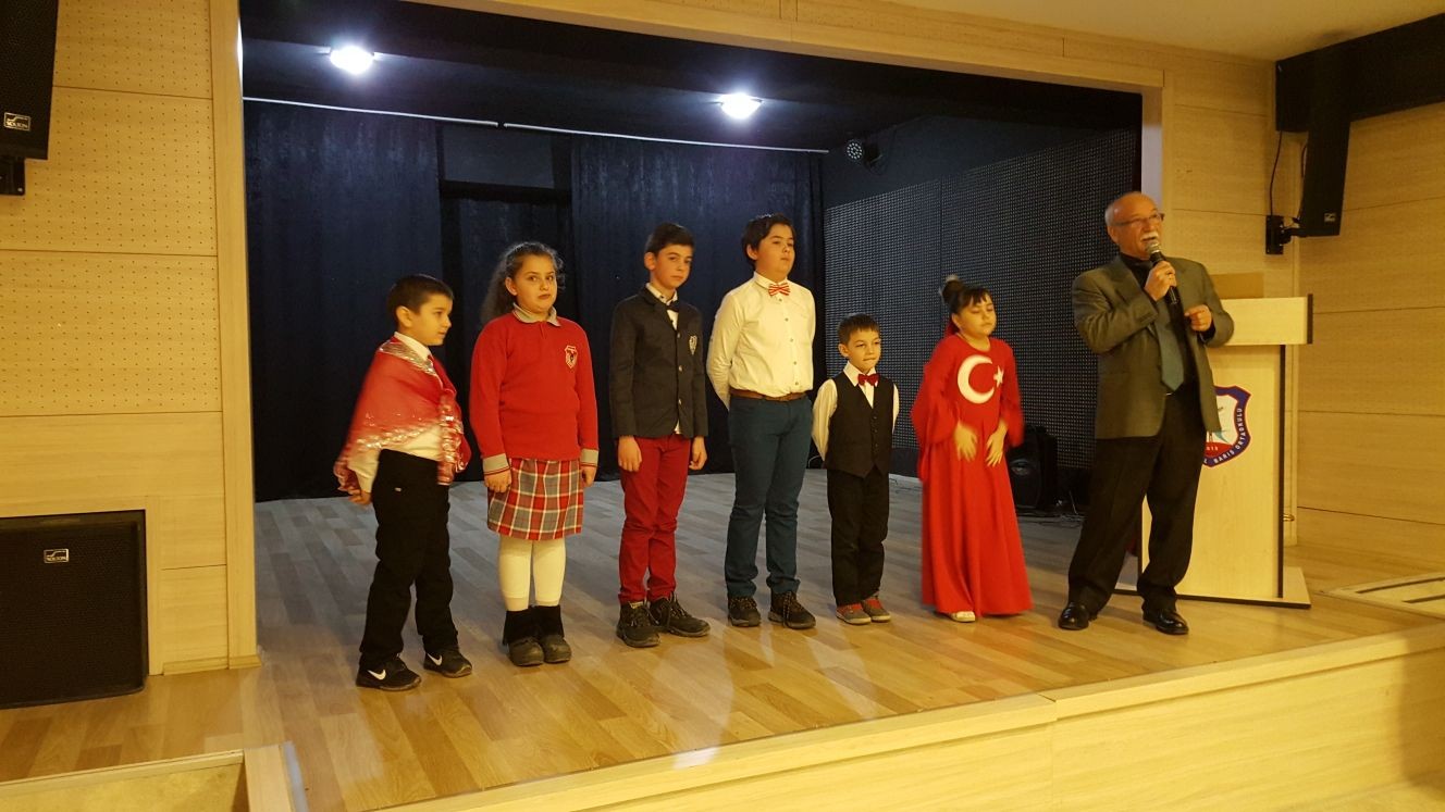 Gelibolu'da İstiklal Marşı'nı güzel okuma yarışması düzenlendi
