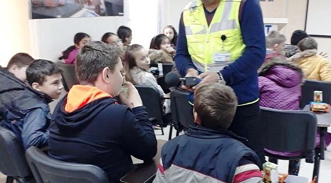 Lapseki'de Öğrenciler Maden Tesisini Gezdi