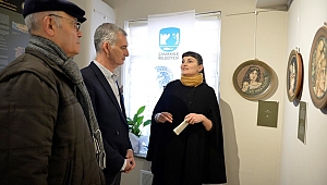 "Rhapsodos Mozaik Portrelerde Bir Troia Masalı"