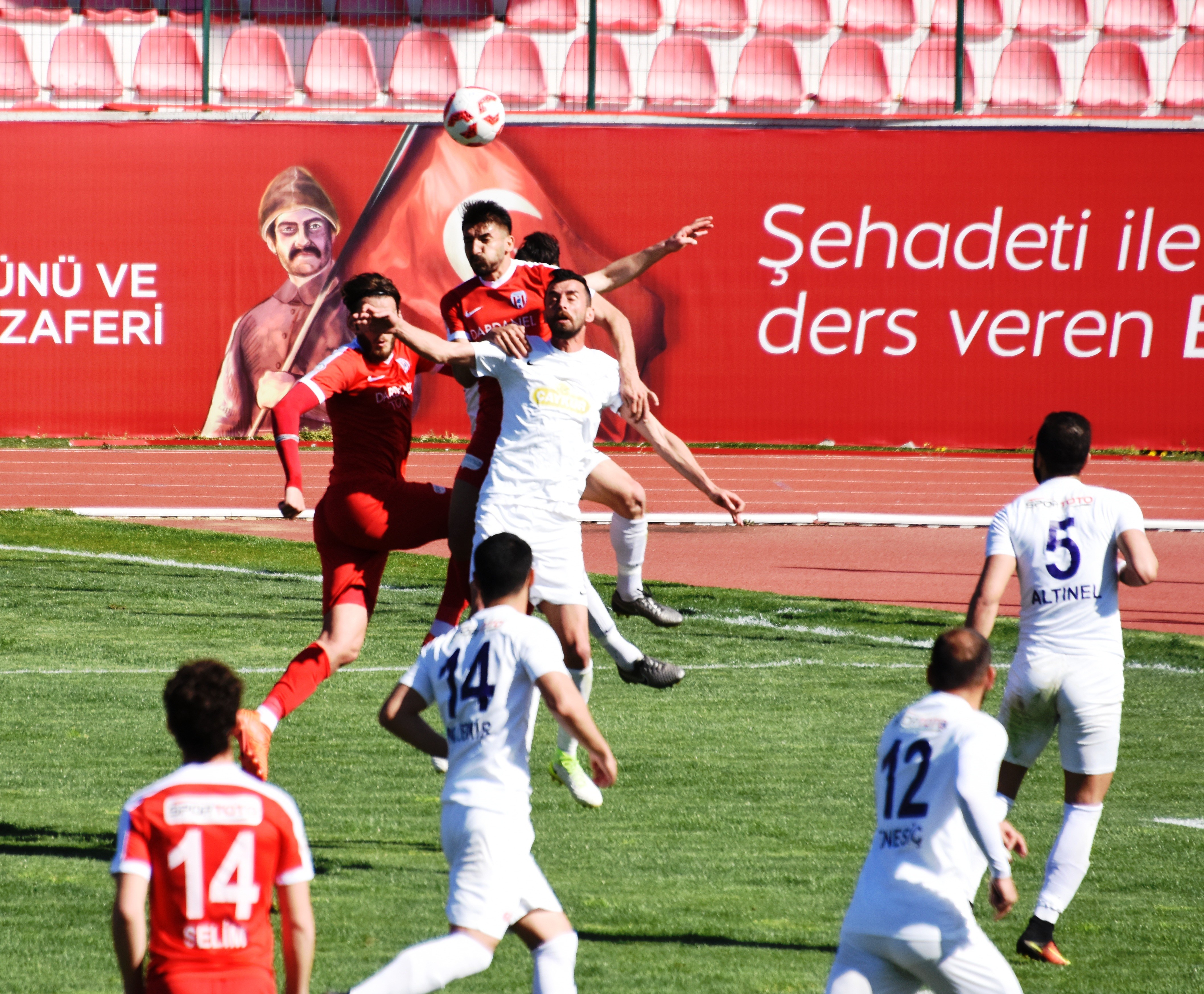 TFF 3. Lig: Çanakkale Dardanel: 0 - Yomraspor: 1