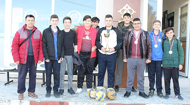 Umurbey Ortaokulu'ndan Büyük Başarı