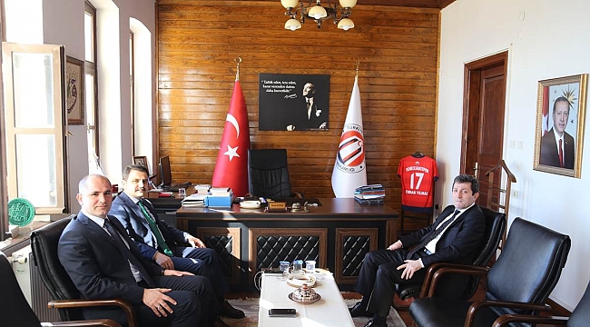 Vali Orhan Tavlı, Eceabat Kaymakamlığını Ziyaret Etti