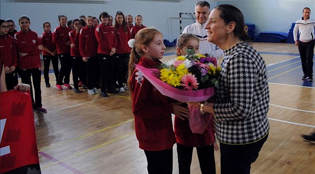 Zeynep Bodur´dan Sporculara Ziyaret