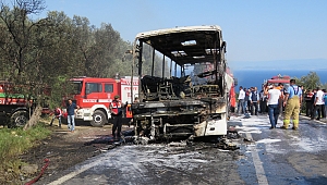 Anzakları Taşıyan Tur Otobüsü Yandı