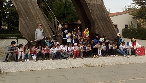 Bayramiçli öğrencilerden okuma projesi