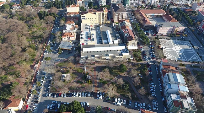 Belediye İş Merkezi Yeni Kimliğini Arıyor