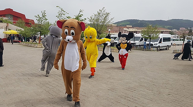 Çan Sokaklarında Maskot Rüzgârı