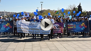 Çanakkale'de otizm farkındalık yürüyüşü