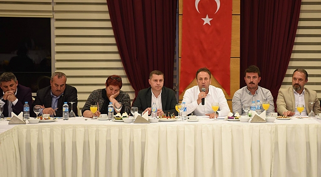 Erken Seçim Kararının Akşamında Ak Parti Çan Teşkilatları "Biz Hazırız" Mesajı Verdi