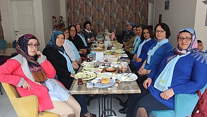 İYİ Parti Çan Kadınları Kahvaltıda Buluştu