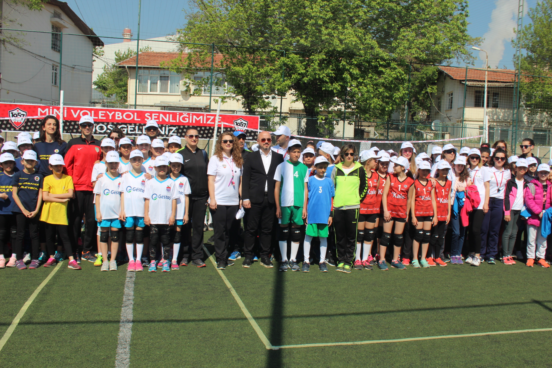 Kale 1957 SK Mini Voleybol Şenliği Yapıldı
