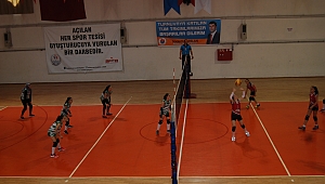 Midivoleybolda Şampiyon Bayramiç