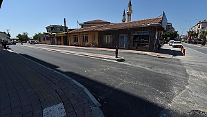 Miralay Şefikbey Caddesinde Üst Yapı Çalışmaları Sürüyor