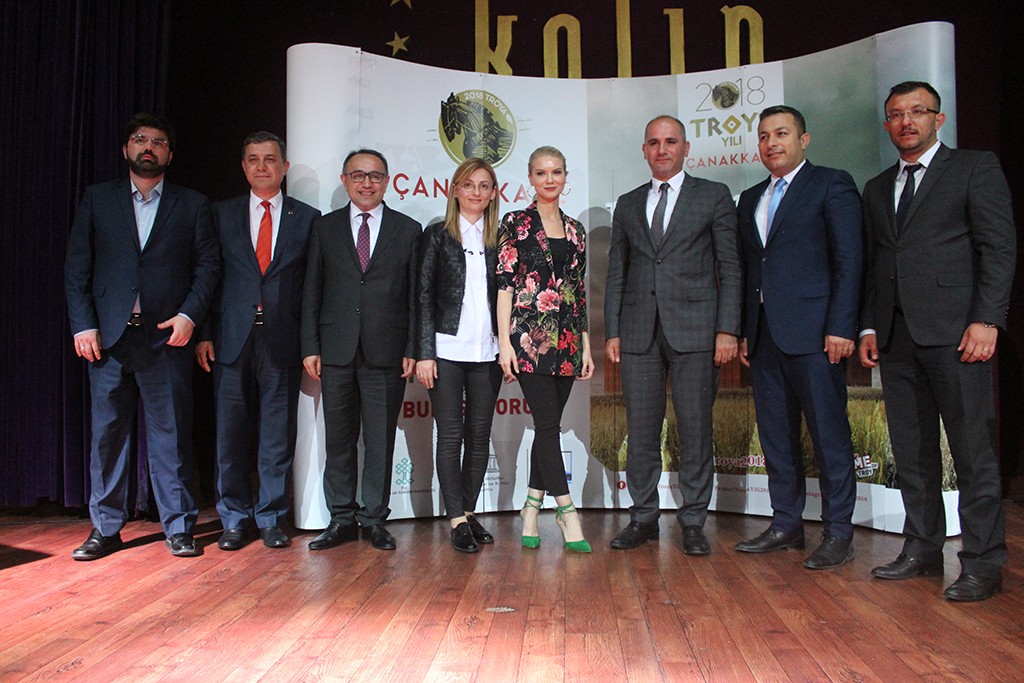 Pelin Çift ve Prof. Dr. Tufan Gündüz ile 'Çanakkale'den Milli Mücadeleye'