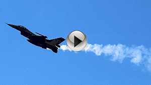 'SOLOTÜRK' çocuklar için uçtu