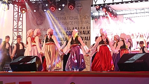 Troya Yılında, 1. Uluslararası Troya Çocuk Halk Dansları Festivali Fırtınası Esti