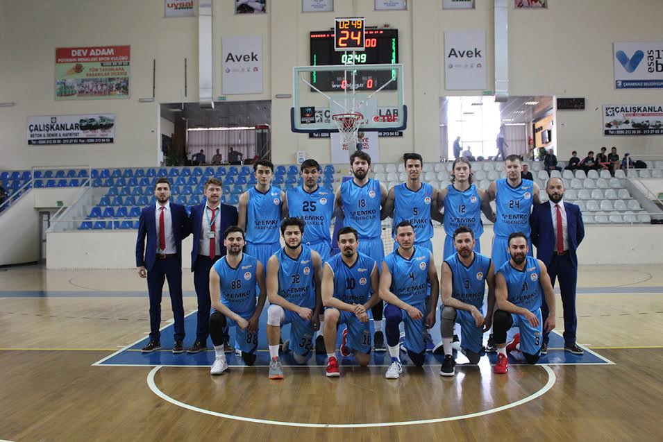 Umurbey Belediyespor, Kütahya Belediyespor'a mağlup oldu