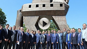 Bakan Eroğlu: "Hedefimiz en az 1 milyon turist"