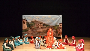 Biga'da 'Çanakkale'de düğün var' oyunu sahnelendi