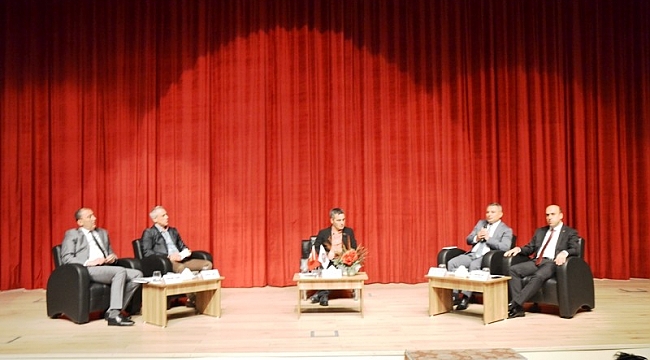 Biga'da 'Nasıl bir üniversite' Paneli