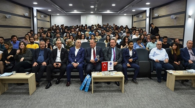 Biga'da Türkiye'nin dış politikası konuşuldu